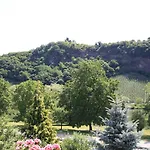 Weingut Bernd Hermes *