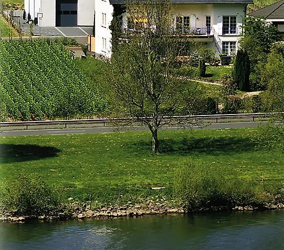 Weingut Bernd Hermes * Kröv